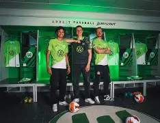 沃尔夫斯堡客场抢分坚定信心实力拼搏 沃尔夫斯堡客场抢分坚定信心实力拼搏